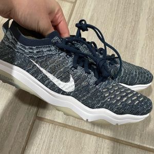 Brand new Nike air zoom flyknits